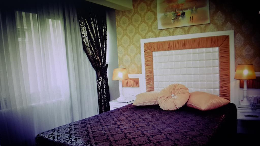 Pen Hotel Istanbul Bagian luar foto