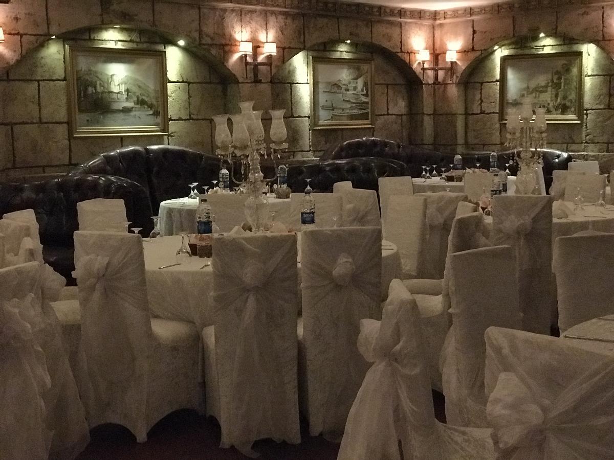 Pen Hotel Istanbul Bagian luar foto