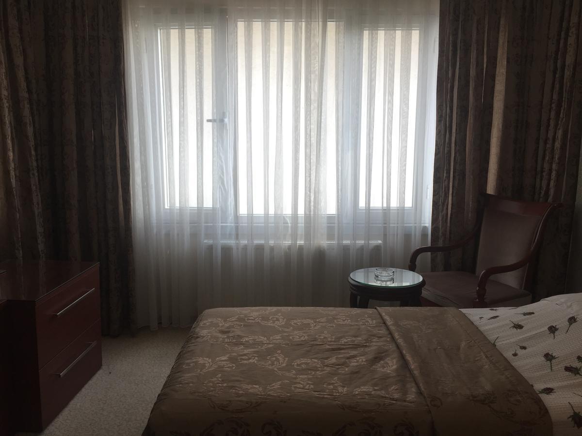 Pen Hotel Istanbul Bagian luar foto