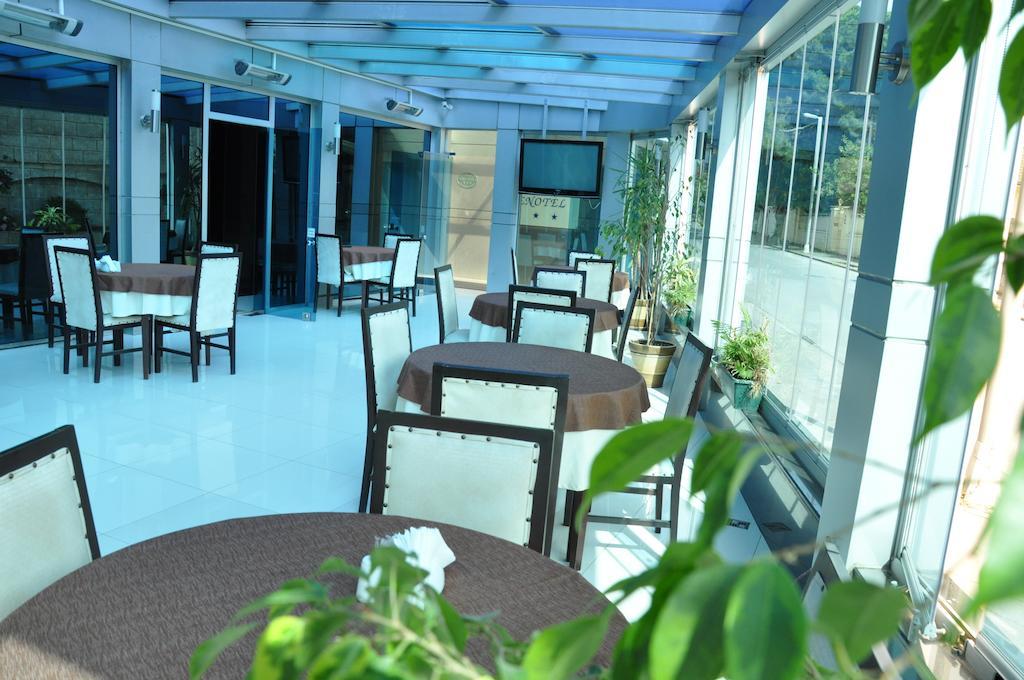 Pen Hotel Istanbul Bagian luar foto